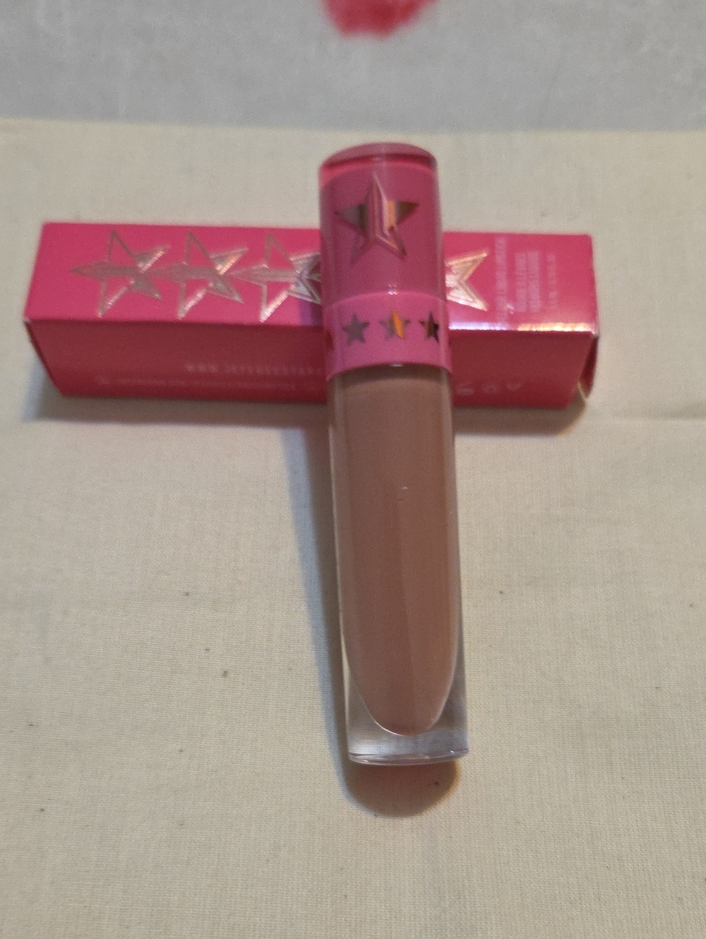 Jeffree Star Nude Liquid Lipstick Mannequin
